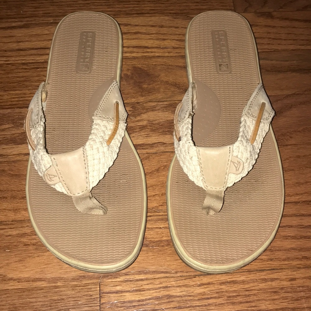 Women’s sandals